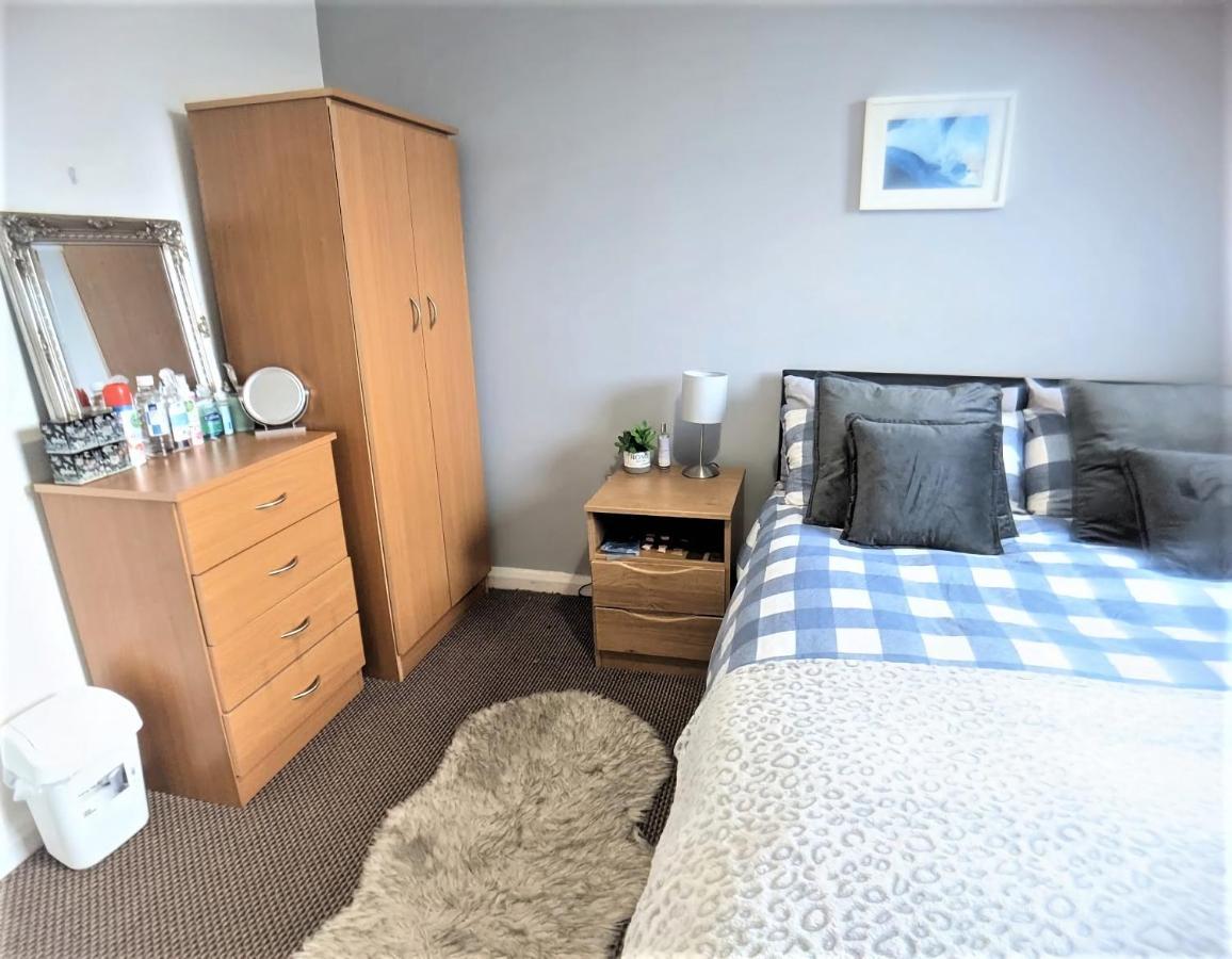 Large 3 Bedrooms In Liverpool City Centre, Free Parking מראה חיצוני תמונה
