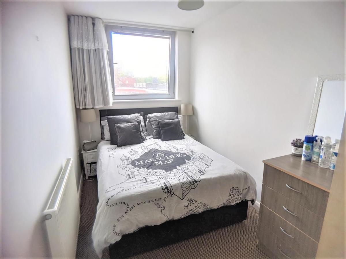 Large 3 Bedrooms In Liverpool City Centre, Free Parking מראה חיצוני תמונה