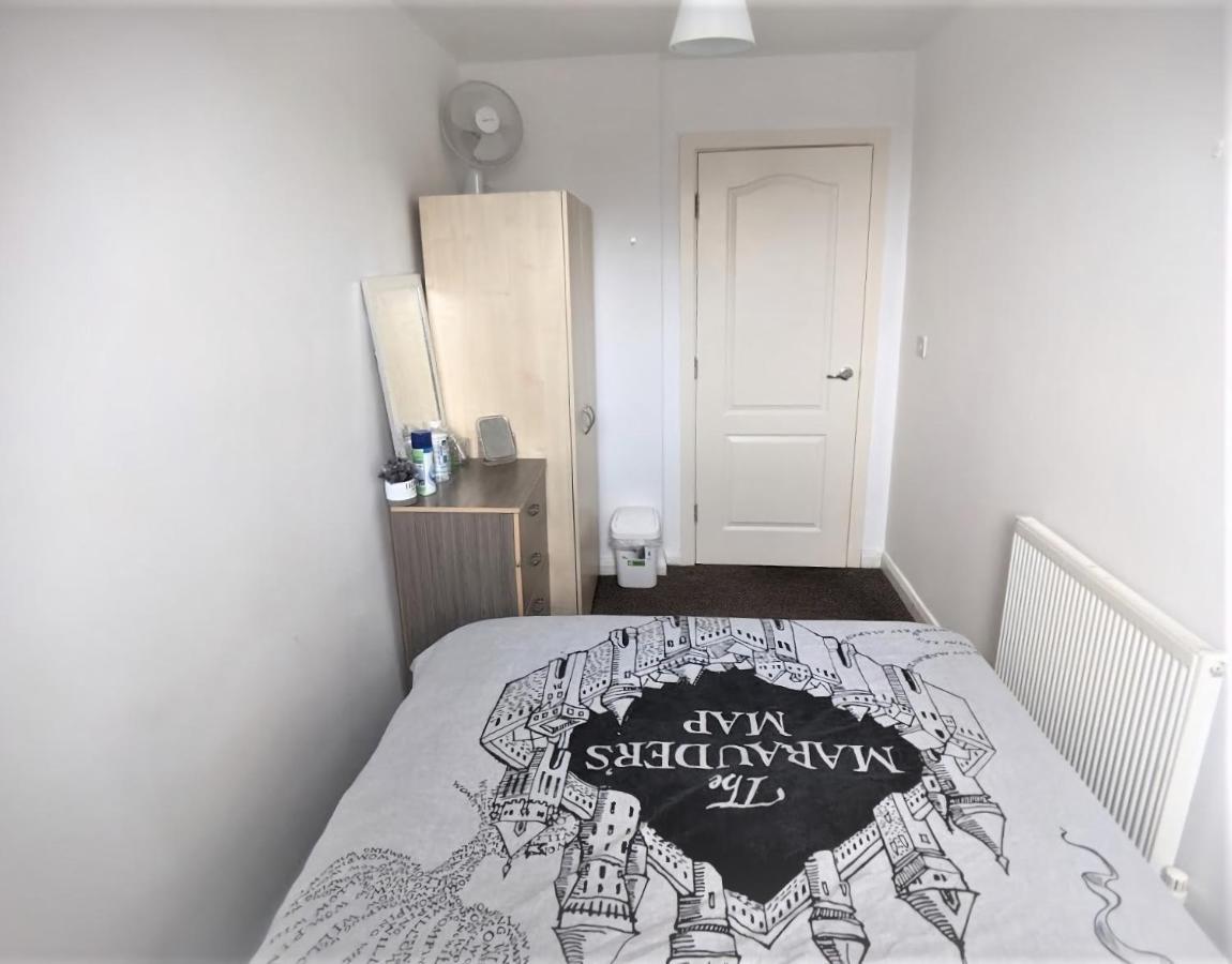 Large 3 Bedrooms In Liverpool City Centre, Free Parking מראה חיצוני תמונה